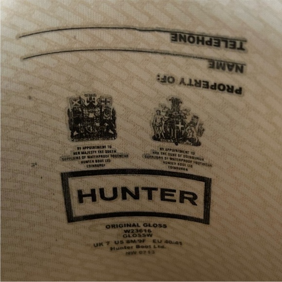 Hunter | Women’s Black Glossy Knee-High Winter Rain Boots Adjustable Side Straps - Picture 15 of 16